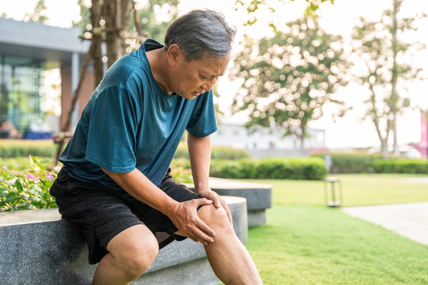 Understanding Peripheral Artery Disease: Symptoms, Risks, and Treatment